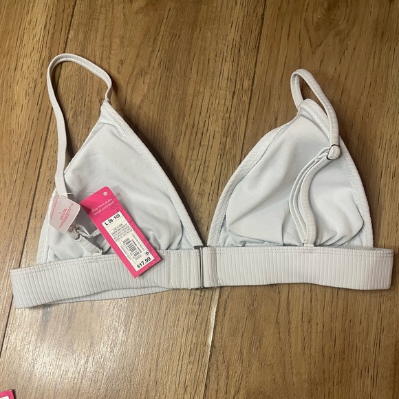 Target‎ Ribbed Triangle Bikini Top - Picture 2 of 3